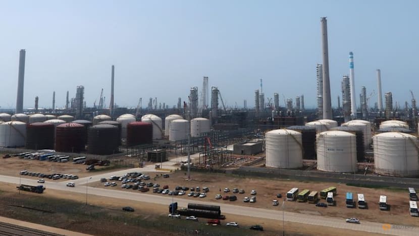 US imposes sanctions on Chinese 'teapot' refinery for buying Iranian oil