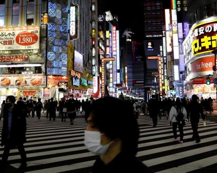 Tokyo's daily COVID-19 infections top 600 for first time