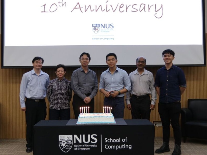 Speaker of Parliament Tan Chuan-Jin (third from right) graced the 10th anniversary celebration of the National University of Singapore (NUS) School of Computing’s Computing for Voluntary Welfare Organisations (CVWO) initiative. Photo: NUS