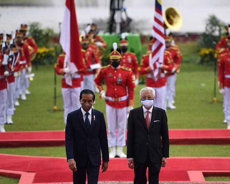 Indonesia, Malaysia leaders agree to travel corridor arrangement