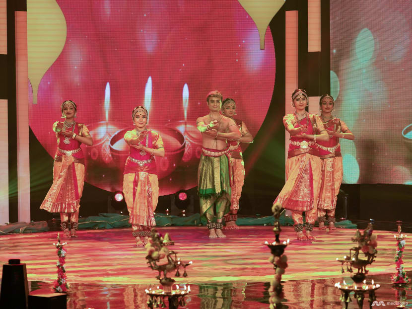 Watch popular Vasantham celebrities and more in Mediacorp&rsquo;s Amarkala Deepavali countdown show