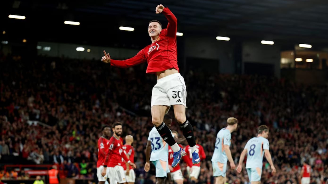 英超：曼切斯特2比1  小胜布伦特福德