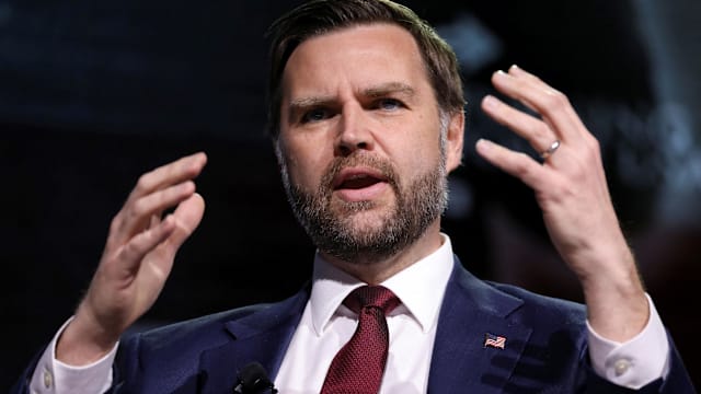 万斯：美伊不信任难以一夜化解 但对谈判进展满意