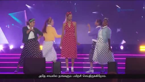 கரையோரப் பூந்தோட்டத்தில் தேசிய தினக் கலைநிகழ்ச்சி - கலைஞர்கள் குதுகலம்
