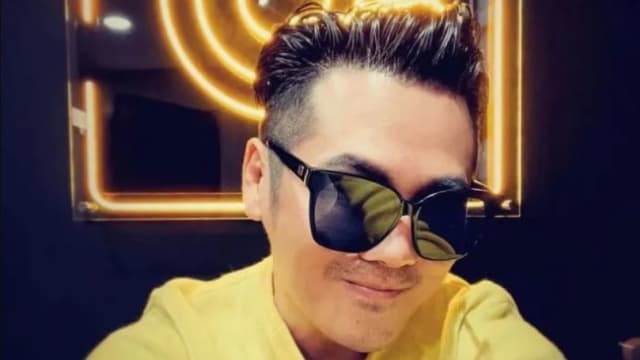 离婚半年结新欢？曹格甜喊“我的girlfriend”！
