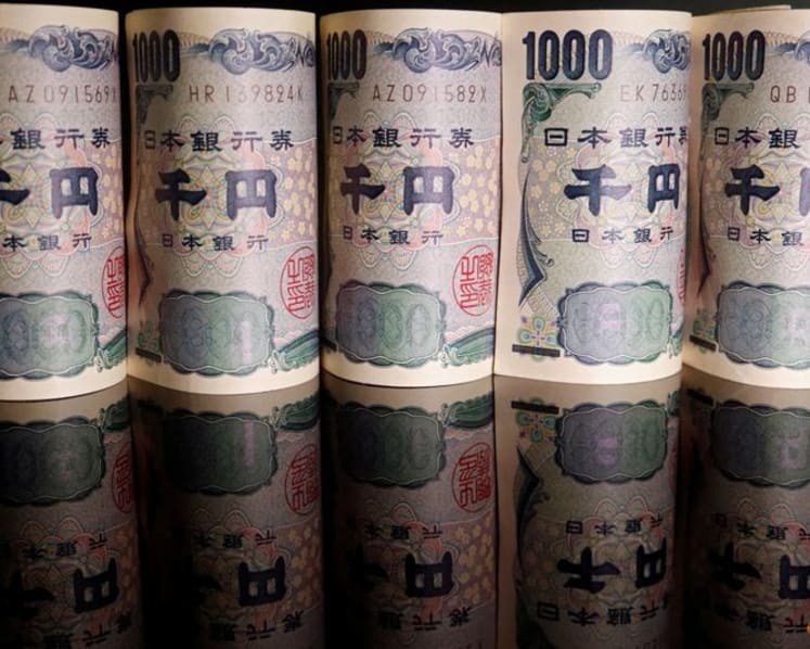 Japanese yen may strengthen against the Singapore dollar next year: Analysts