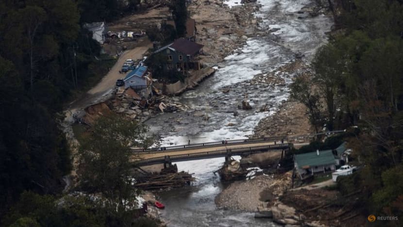 By mule and helicopter, volunteers deliver aid to Helene victims By mule and helicopter, volunteers deliver aid to Helene victims