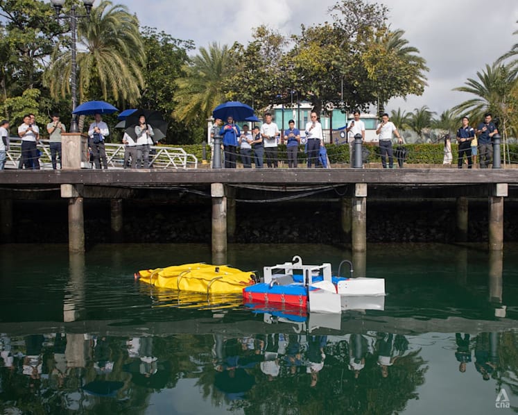 Floating robot, oil-vaporising laser gun among possible new tech to tackle oil spills in Singapore