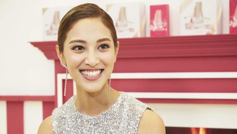 Does Kevin Cheng Put His Wife Grace Chan's Expensive Beauty Products On His Chest?