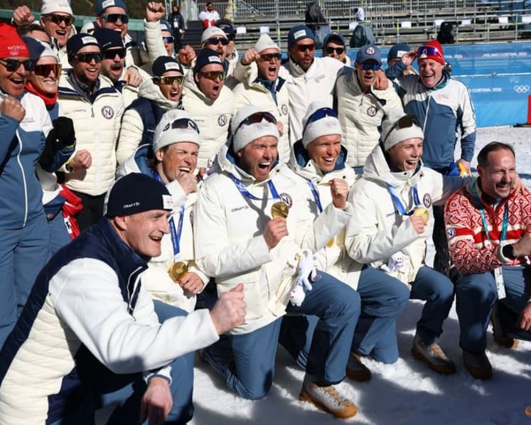 Crosscountry-Klaebo leads Norway to relay win for record ninth gold