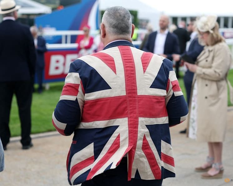 Horse racing-Trainer O'Brien dominates elite field in revamped Epsom Derby