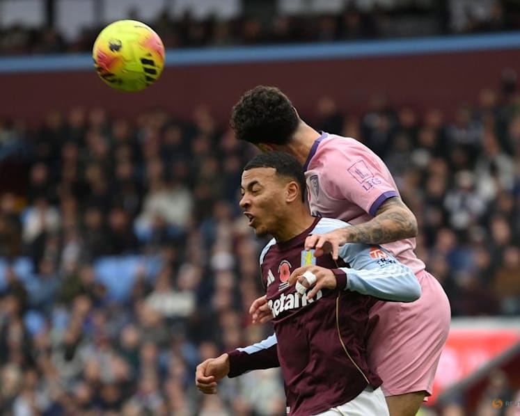 Man City outclass Liverpool to cut Arsenal's lead, Aston Villa on the up