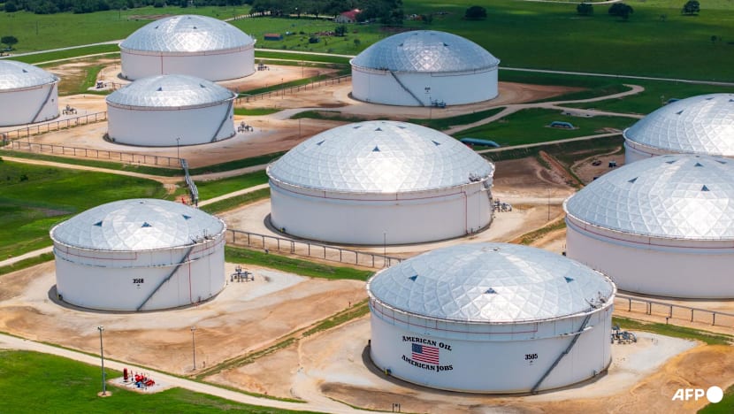 IEA announces record release of strategic stocks in response to Iran war oil price surge