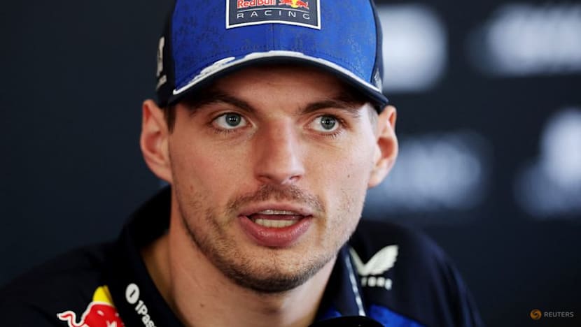 Verstappen says too late to change tack on new F1 era