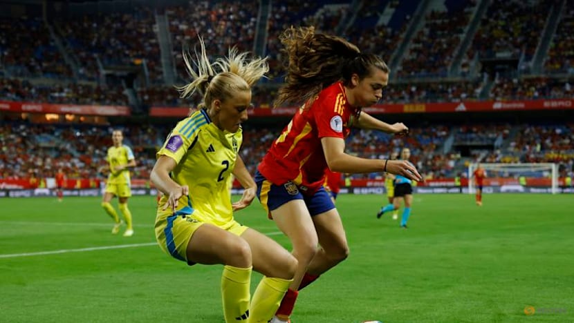 Spain cruise to 4-0 first-leg win over Sweden in Nations League semi