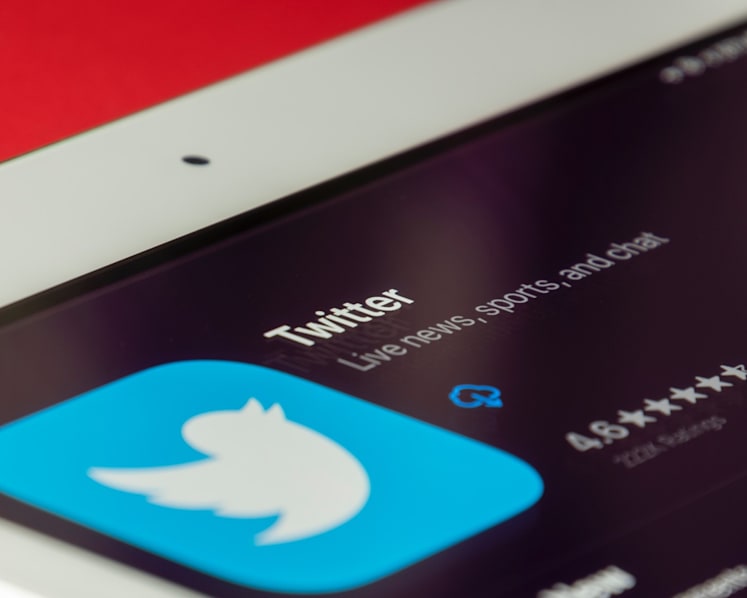 Jail for youth who pretended to be a woman on Twitter and cheated men with offer of sexual services