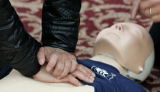 "வீட்டிற்கு ஒருவருக்கு CPR தெரிந்திருக்க வேண்டும்"- ஒரு மில்லியன் பேருக்கு பயிற்சி அளிக்க இலக்கு