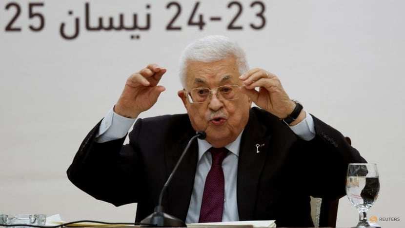 Palestinian president Abbas urges Hamas to hand over its arms Palestinian president Abbas urges Hamas to hand over its arms