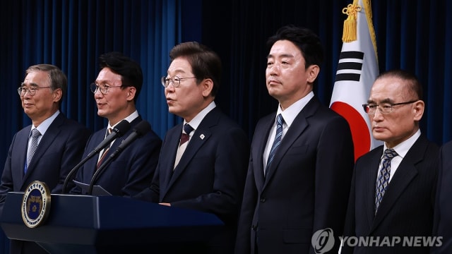 李在明公布新内阁首批人选 提名金民锡为国务总理