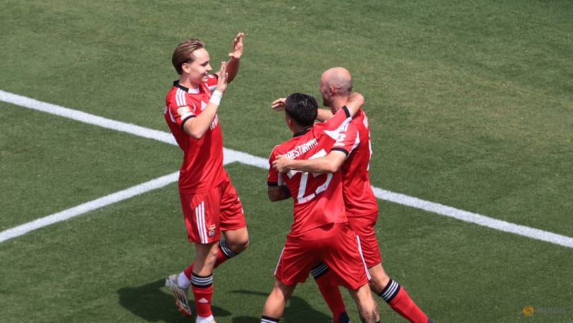Benfica edge Bayern Munich to top Club World Cup group Benfica edge Bayern Munich to top Club World Cup group