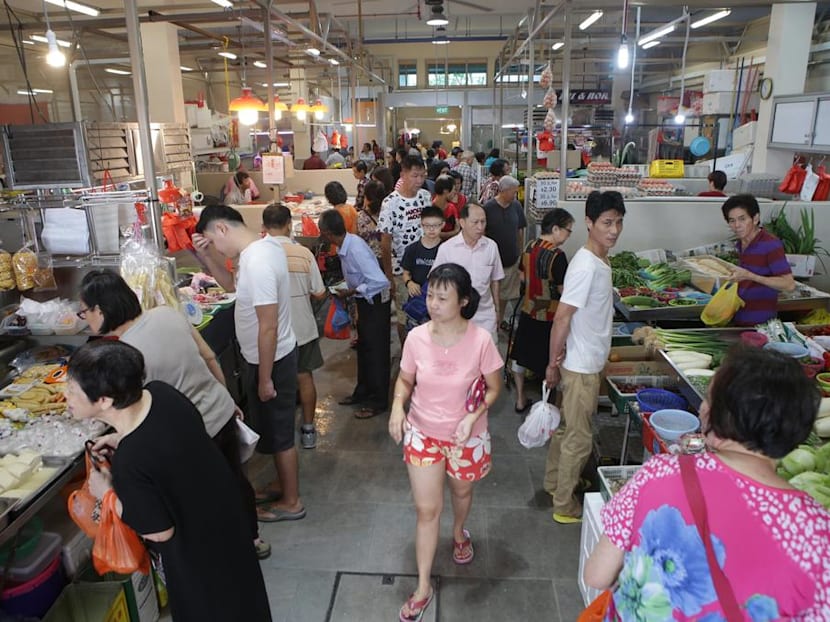 To woo youngsters, promote wet markets as eco-friendly alternative to supermarkets