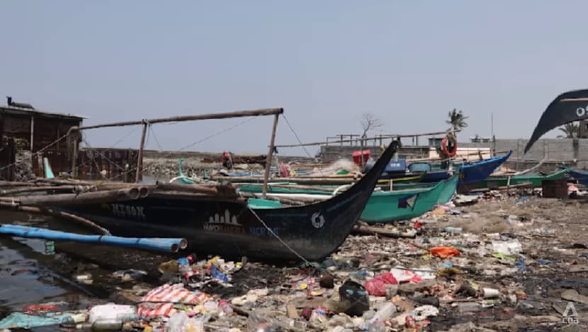 ‘We hardly make any profit’: Fuel price surge from Iran war squeezes Philippine fisherfolk