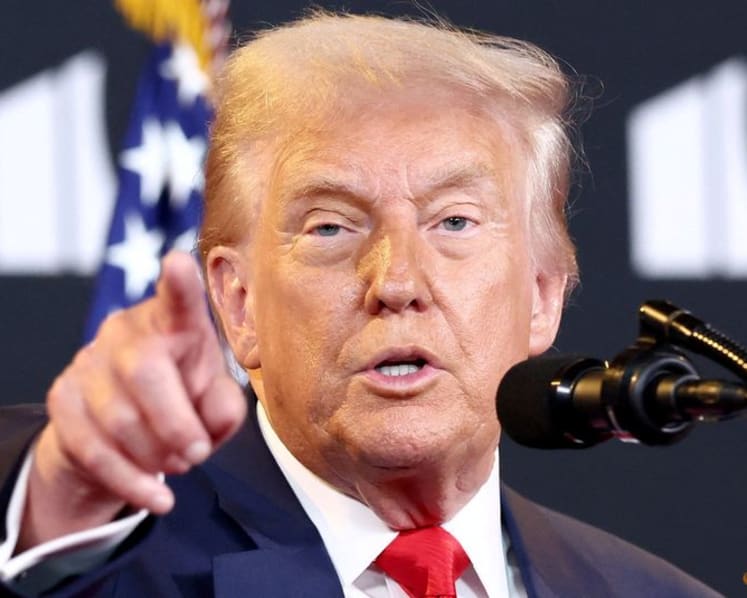 Trump says he will set tariffs on steel and semiconductor chips in coming weeks