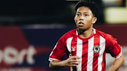 Bekas pemain Tanjong Pagar United diarah jalani probesen gara-gara tumbuk pemain lawan