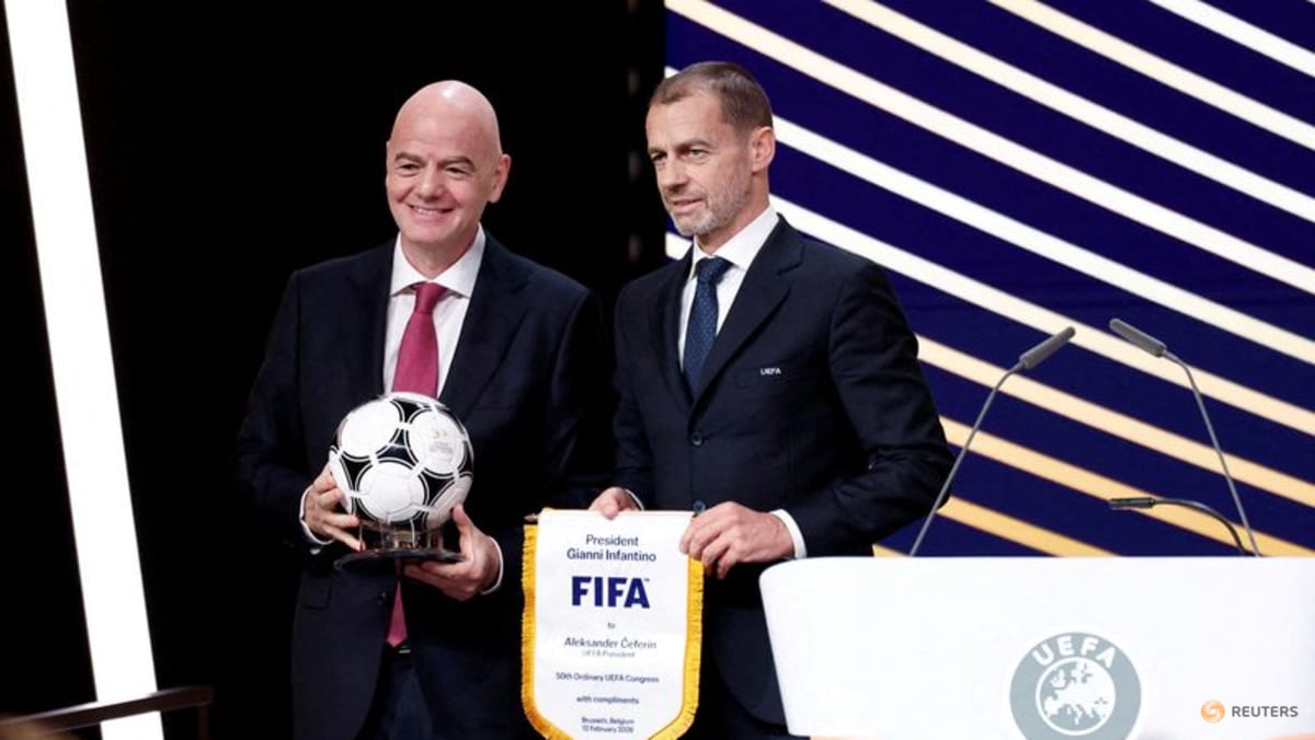 UEFA set to lift FIFA boycott threat as Italy drops support for Infantino