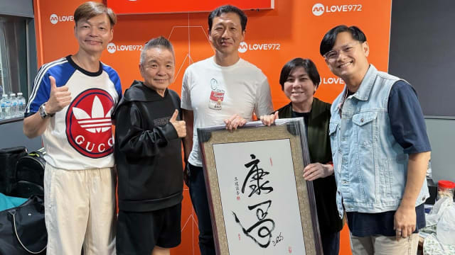 周崇庆送王乙康部长字画，书法老师原来是陈邦鋆爸爸！