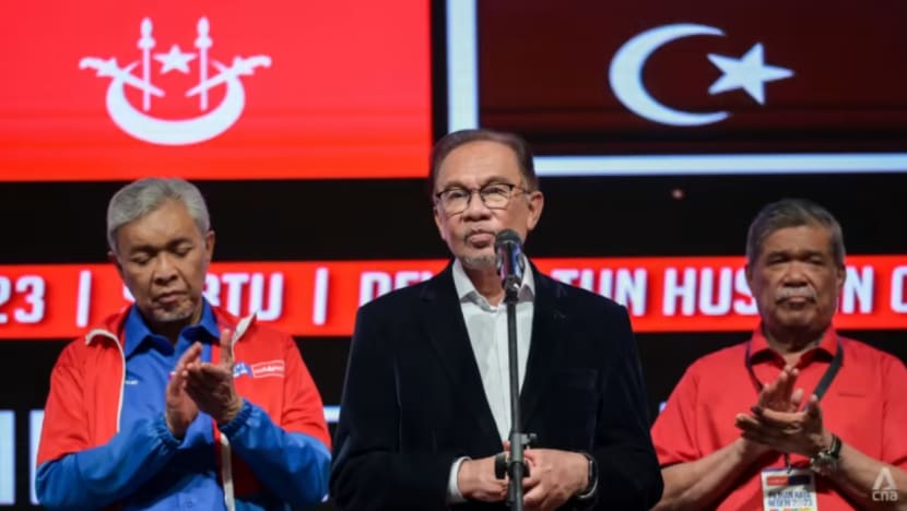 analisisBERITA: Sejauh mana keputusan PRN jejas UMNO, Ahmad Zahid & ikatan PH-BN? 