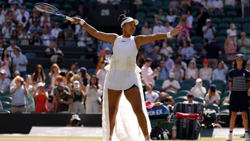 Muchova downs Osaka to set up Gauff semi