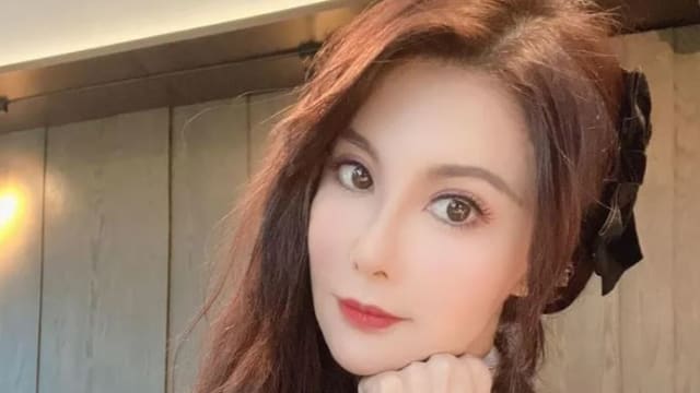 恐怖旧爱拥“亲密照”要求复合　杨丽菁临时取消“控诉”记者会