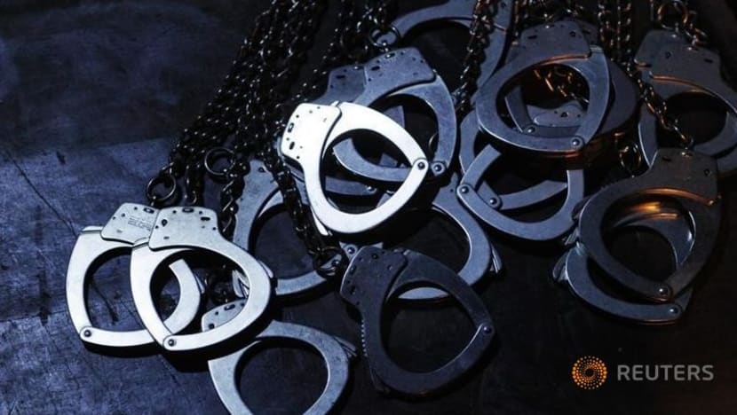 9 orang diheret ke mahkamah kerana hina, serang, dera pegawai polis