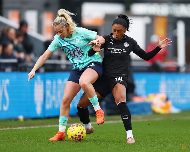 Man City go nine points clear in WSL after 2-1 win over London City