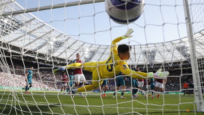 Evanilson at the double as Bournemouth draw 2-2 at West Ham