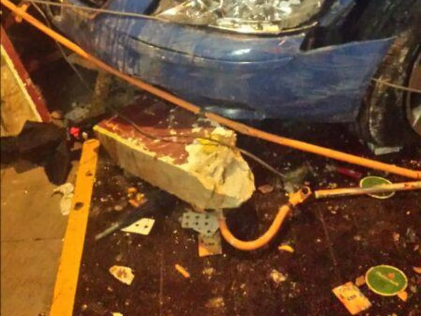 Taxi ploughs into outdoor area of bar along East Coast Road; 5 sent to hospital