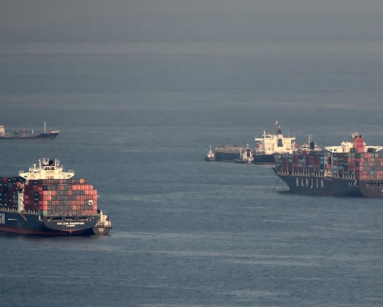 1 dead, 1 crew member missing after tugboat sinks in Singapore waters; search ongoing