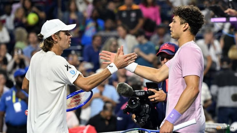 Osaka sails into Canadian Open semis, Shelton knocks out De Minaur