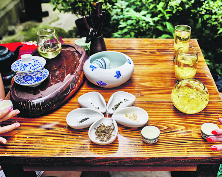 Drinking tea could cut risk of dementia: NUS