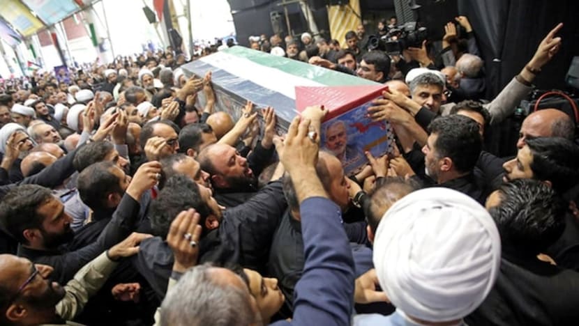 Upaya diplomasi meredakan ketegangan ketika Israel menunggu aksi Iran 