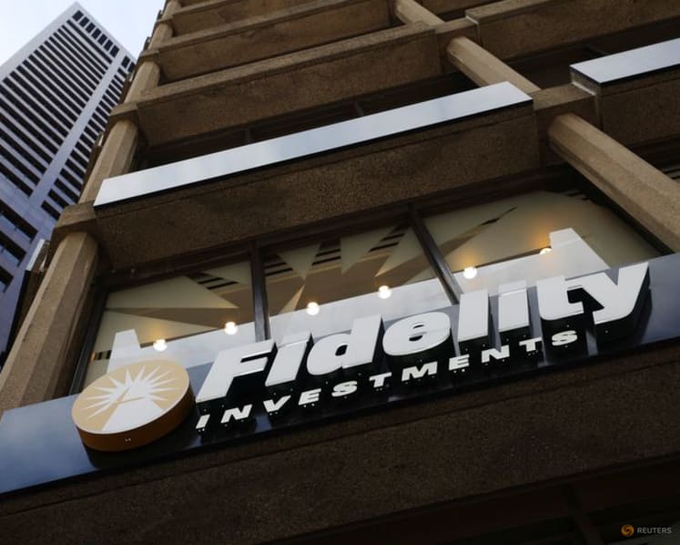 Former portfolio manager sues Fidelity after leaving for Michael Dell's family office