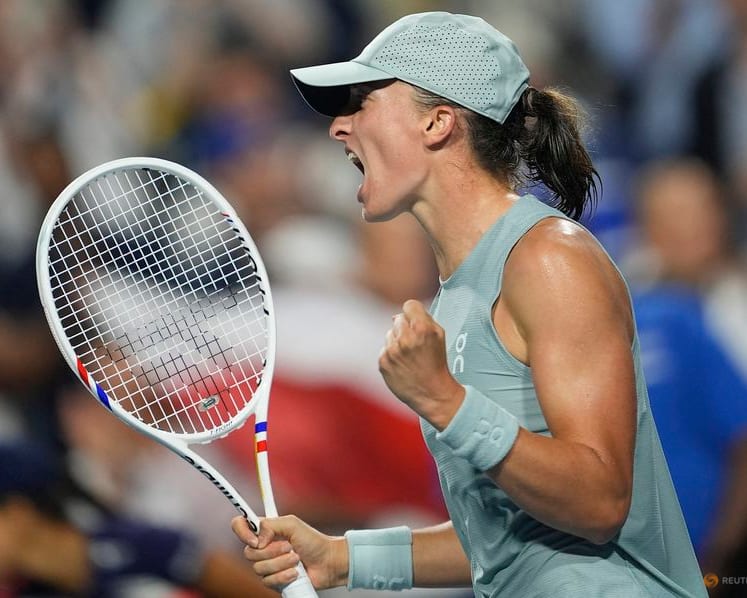 Swiatek reaches her first final of season at Canadian Open