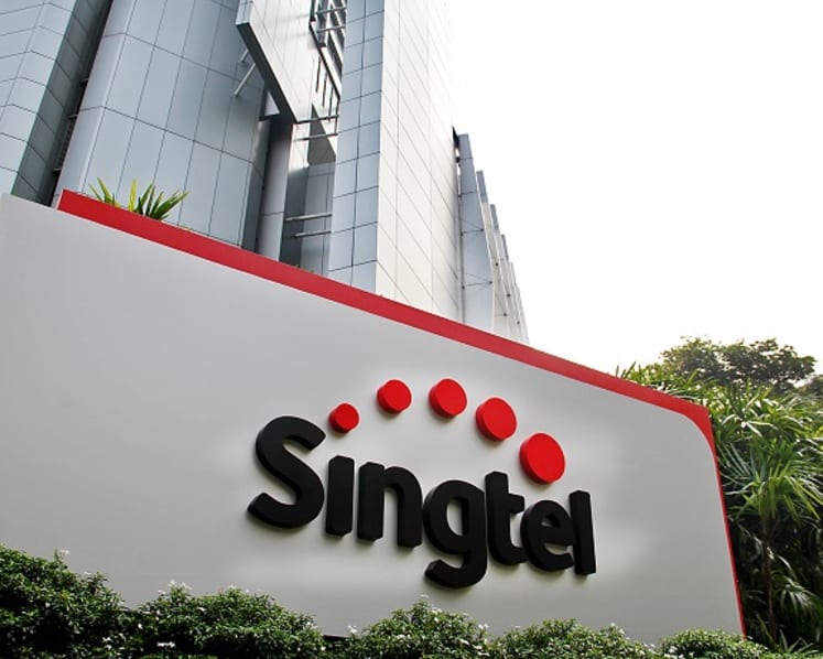 Islandwide disruption leaves Singtel mobile users hot under the collar