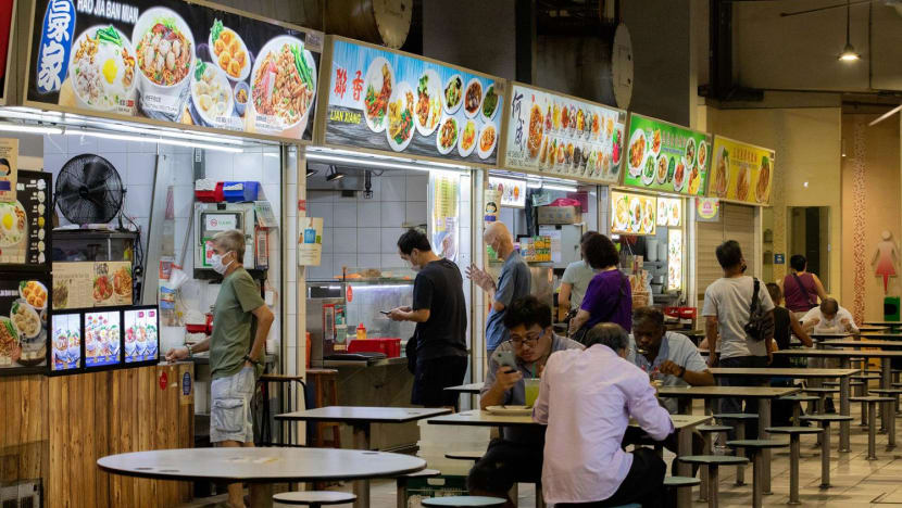 #trending: Singapore netizens say cost of eating out has risen, disagree with findings of food prices survey