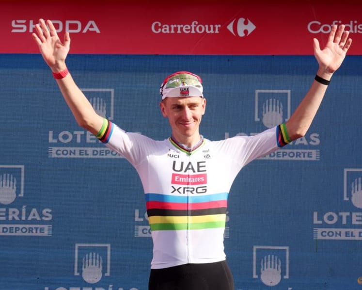 Pogacar sprints past rivals but Mas makes him sweat for Vuelta stage six win