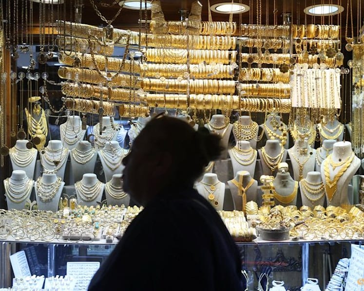 Gold rushes to record high amid rising geopolitical tensions