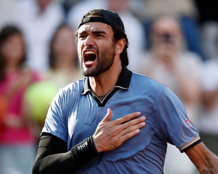 Berrettini returns to French Open quarter-finals