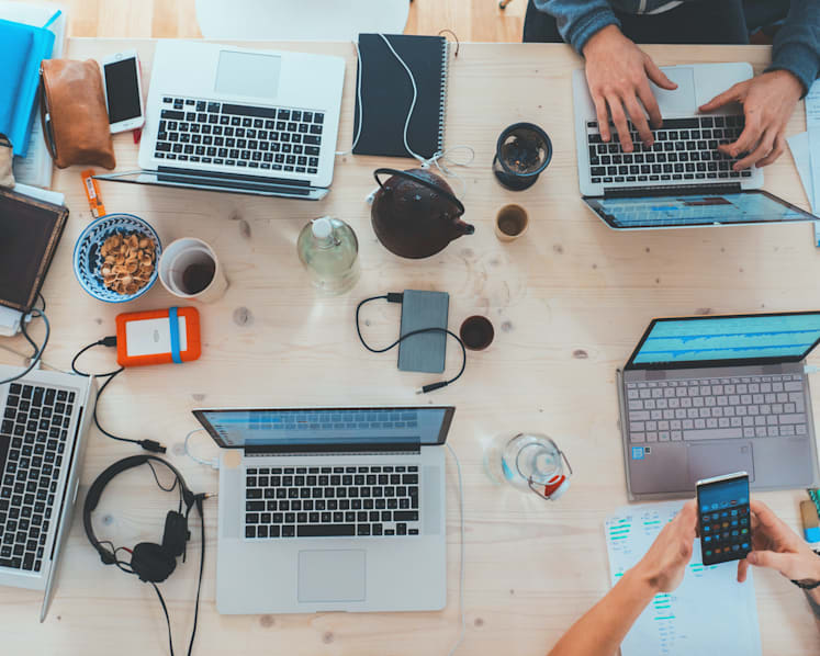 Why cyber loafing by workers can actually pay dividends