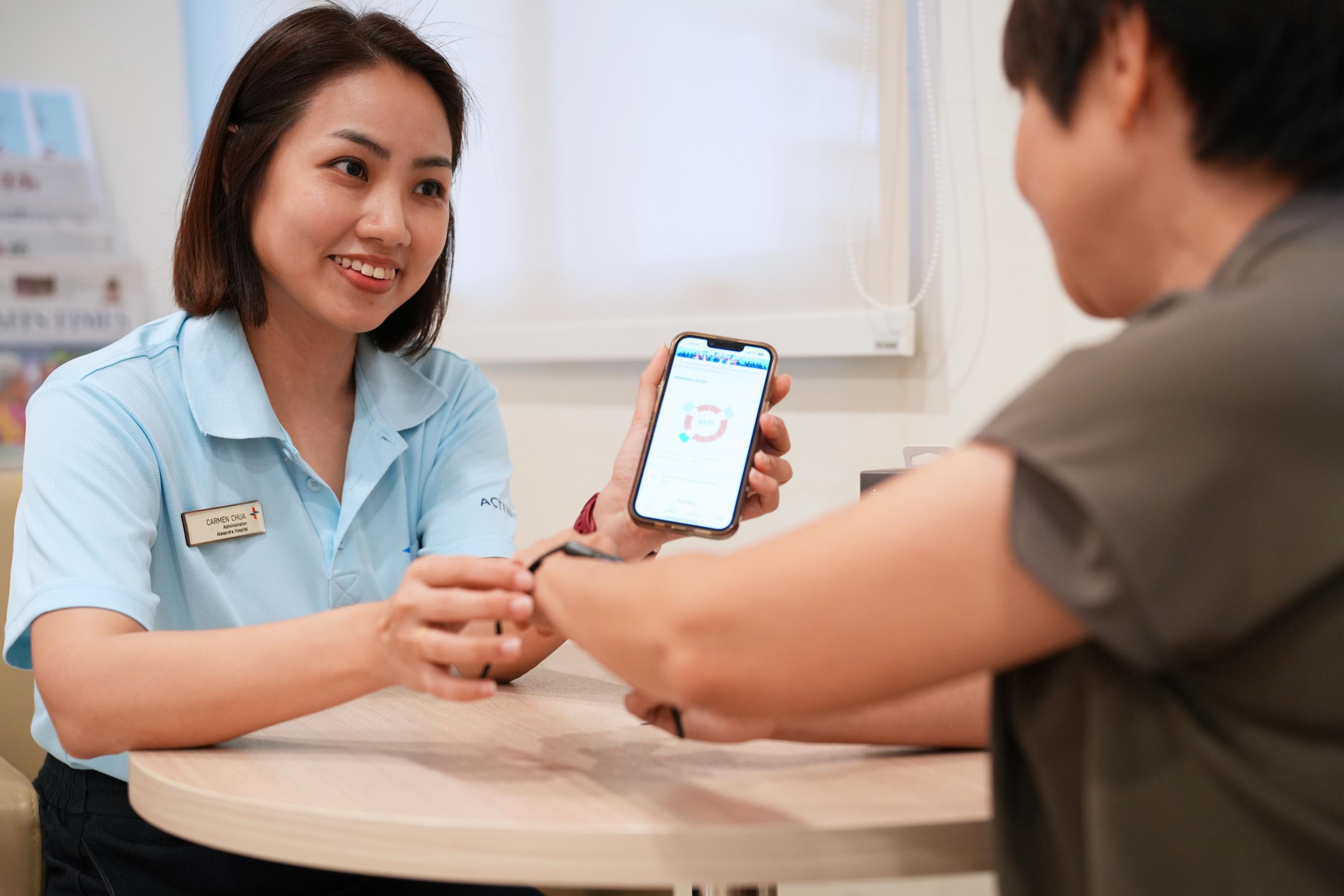 健康・医学 Patient Education: YOU CAN DO IT! 亚历山大医院研究可穿戴科技和健康生活教练是否引导人们改善健康- 8world